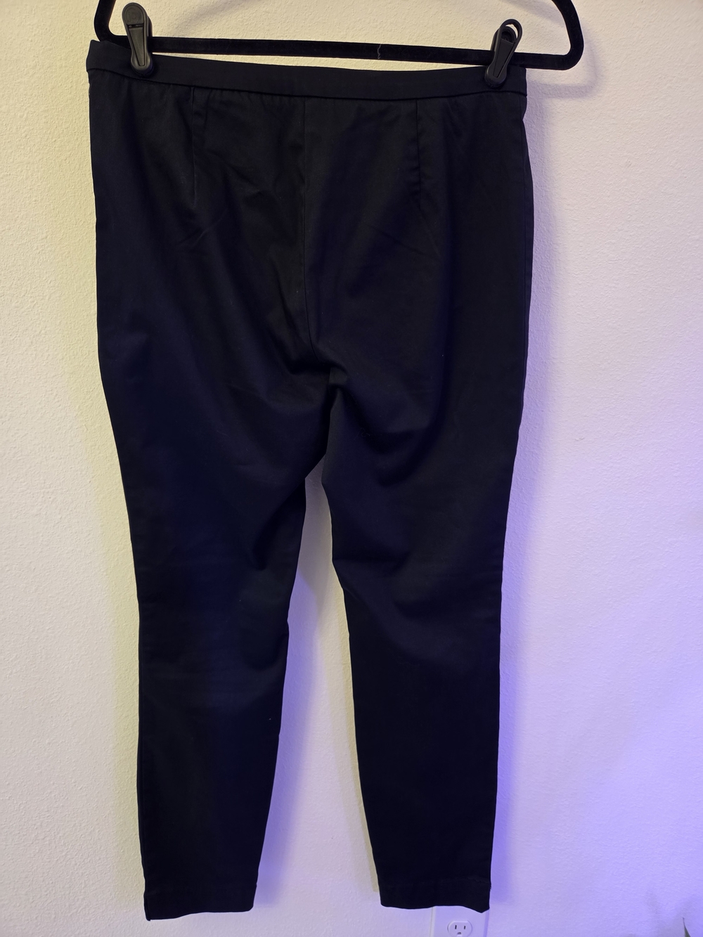 Tommy Bahama Black Pull-On Ankle Pants - Picture 5 of 5